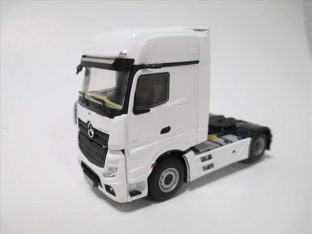 IXOTR091 Mercedes 1:43, Actros MP4,, IXO